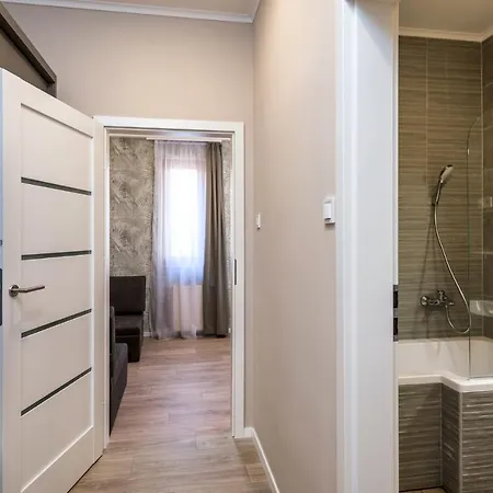 Atrium Agard Panzio Gárdony