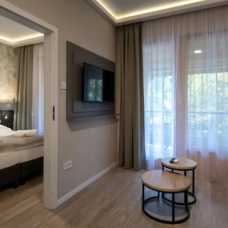 Atrium Agard Panzio Gárdony