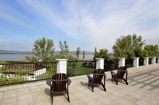 Atrium Agard Panzio Gárdony