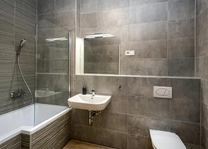 Atrium Agard Panzio Bed & Breakfast 4*